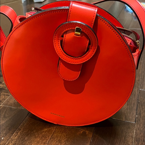 Red Leather Circle Bag by Manjerica a Portuguese Designer. - Picture 6 of 9